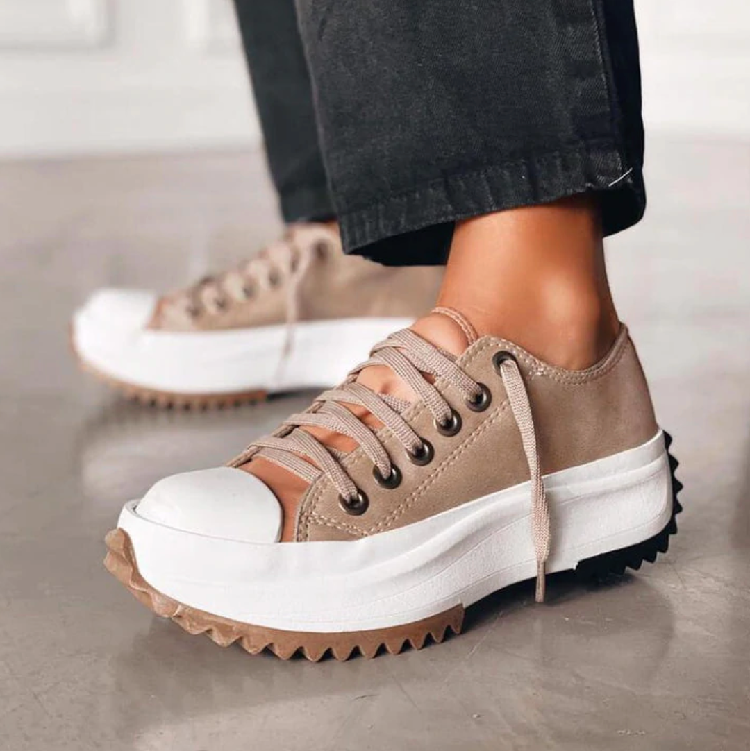 Trendiga sneakers med plattform - Trenda